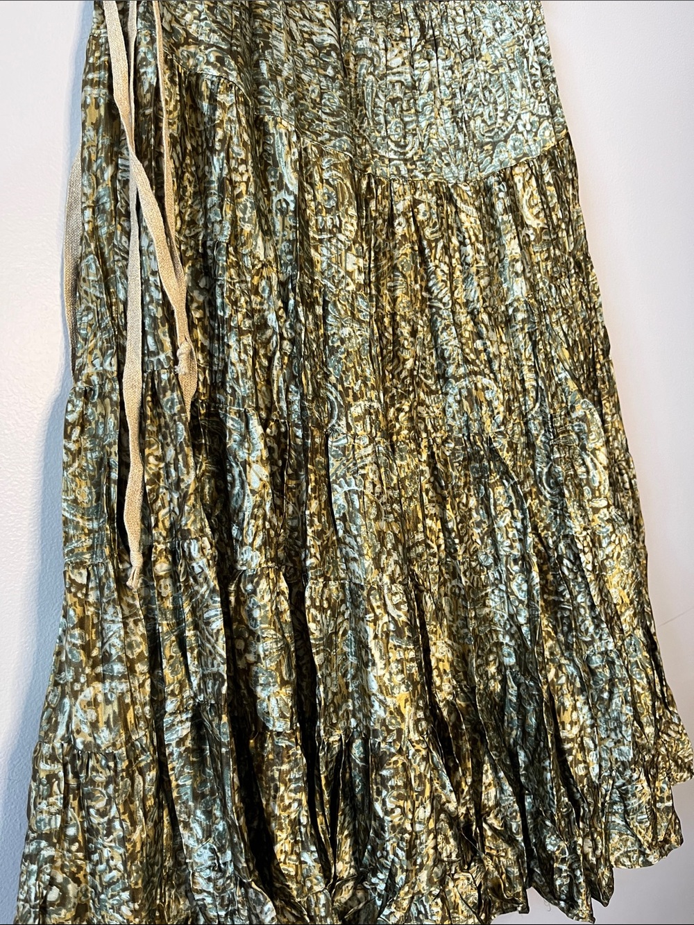 Telluride Sundance vintage 100% crushed silk shiny green gold midi skirt - Picture 10 of 10